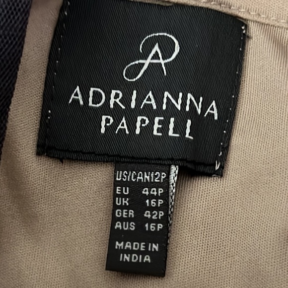 Adrianna Papell sequined sleeveless gown - Picture 9 of 10